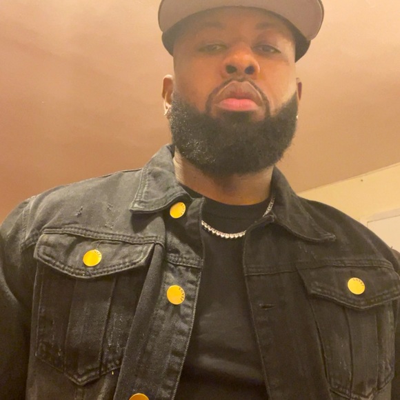 Meet your Posher, Richard - Picture 1 of 1